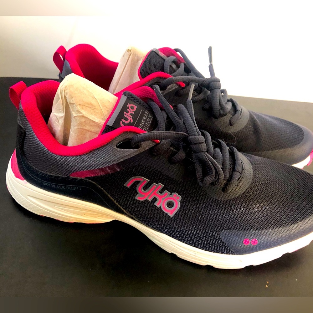Ryka Sky Walk Rush Women's Sneakers Size 11  Used With Box